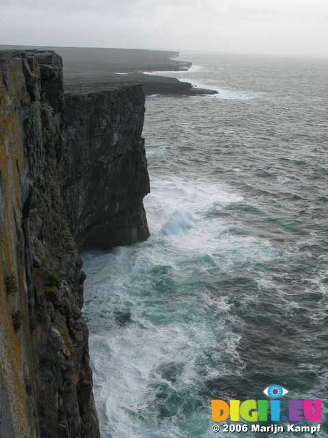 19142 Cliffs at Dun Aonghasa